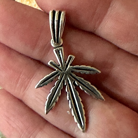 Leaf 925 solid sterling silver pendant - Picture 5 of 5